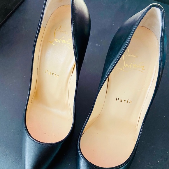 Christian Louboutin size 36 paid $900, worn twice - Picture 2 of 7